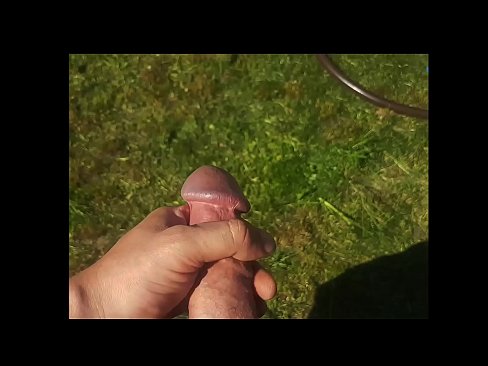 ❤️ Hot hottie får sin lyserøde fisse kneppet og kommer med en sprøjte i en sommerhave Super sex at da.pornjimbo.ru ️❤